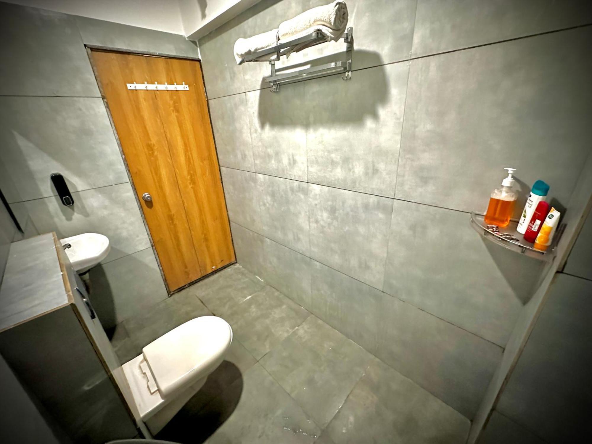 Sigma Inn By Nexottel Bhatha Buitenkant foto